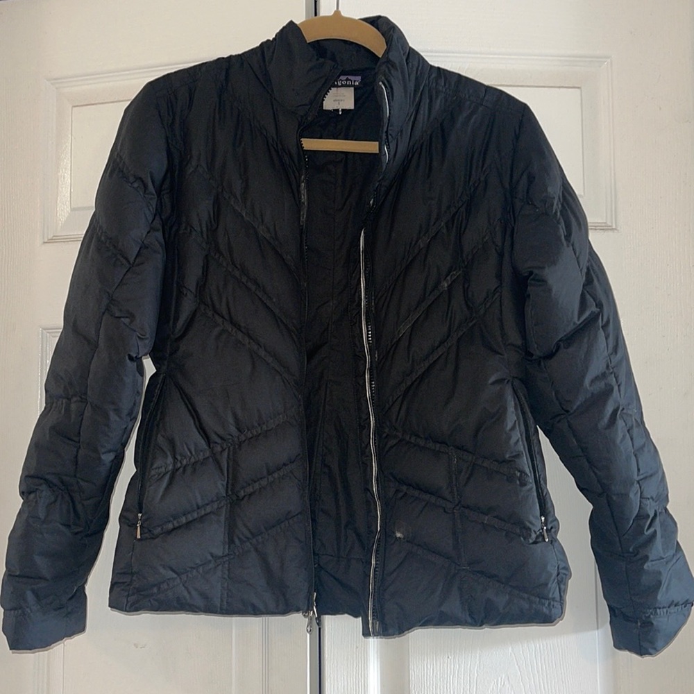 Patagonia puffer jacket size Small